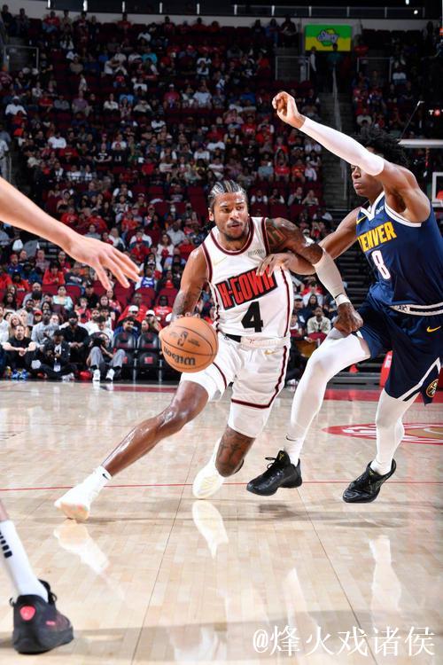 格林三节爆砍34分火箭大胜掘金 鹈鹕击败独行侠送其三连败